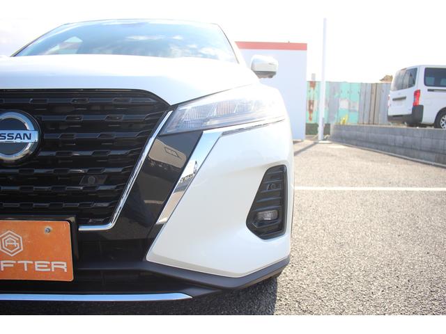 キックス Ｘ　ツートーンインテリアエディション　禁煙車　ｃａｒｒｏｚｚｅｒｉａ９インチナビ　フルセグＴＶ　全周囲カメラ　ＬＥＤヘッドライト　プロパイロット　デジタルインナーミラー　ＥＴＣ　シートヒーター　純正１７インチアルミホイール（23枚目）