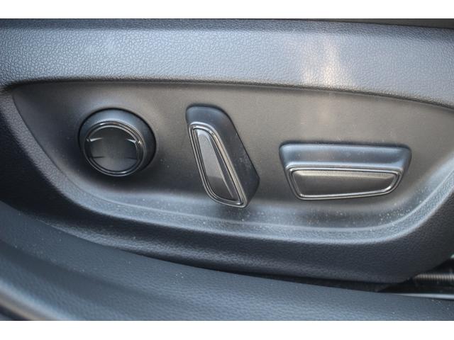 プリウス Ｚ　禁煙車　ワンオーナー　モデリスタエアロ　純正１２．３インチナビ　全周囲カメラ　黒革シート　デジタルインナーミラー　ＥＴＣ２．０　レーダークルーズコントロール　ブラインドスポットモニター（5枚目）