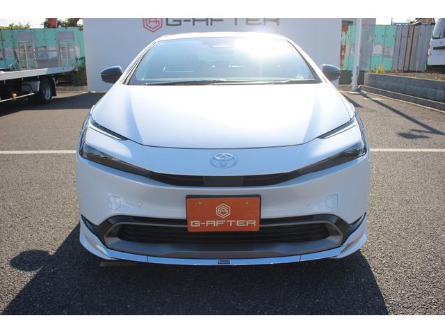 プリウス Ｚ　禁煙車　ワンオーナー　モデリスタエアロ　純正１２．３インチナビ　全周囲カメラ　黒革シート　デジタルインナーミラー　ＥＴＣ２．０　レーダークルーズコントロール　ブラインドスポットモニター（9枚目）