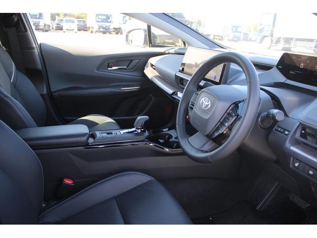 プリウス Ｚ　禁煙車　ワンオーナー　モデリスタエアロ　純正１２．３インチナビ　全周囲カメラ　黒革シート　デジタルインナーミラー　ＥＴＣ２．０　レーダークルーズコントロール　ブラインドスポットモニター（31枚目）