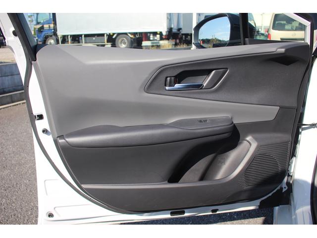 プリウス Ｚ　禁煙車　ワンオーナー　モデリスタエアロ　純正１２．３インチナビ　全周囲カメラ　黒革シート　デジタルインナーミラー　ＥＴＣ２．０　レーダークルーズコントロール　ブラインドスポットモニター（39枚目）