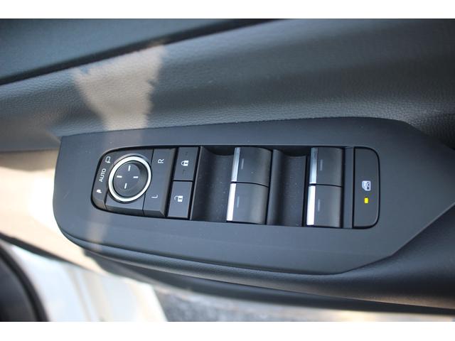 プリウス Ｚ　禁煙車　ワンオーナー　モデリスタエアロ　純正１２．３インチナビ　全周囲カメラ　黒革シート　デジタルインナーミラー　ＥＴＣ２．０　レーダークルーズコントロール　ブラインドスポットモニター（67枚目）