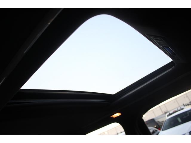アルファード ２．５Ｓ　サンルーフ　純正９型ナビ　モデリスタエアロ　両側電動スライドドア　バックカメラ　レーダークルーズコントロール　ＥＴＣ　３眼ＬＥＤヘッドライト　フルセグＴＶ　クリアランスソナー　バックカメラ（4枚目）