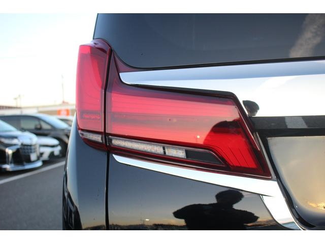 アルファード ２．５Ｓ　サンルーフ　純正９型ナビ　モデリスタエアロ　両側電動スライドドア　バックカメラ　レーダークルーズコントロール　ＥＴＣ　３眼ＬＥＤヘッドライト　フルセグＴＶ　クリアランスソナー　バックカメラ（27枚目）