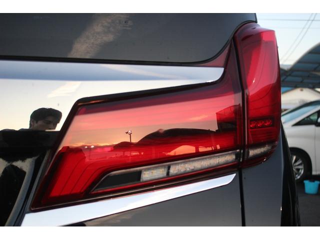 アルファード ２．５Ｓ　サンルーフ　純正９型ナビ　モデリスタエアロ　両側電動スライドドア　バックカメラ　レーダークルーズコントロール　ＥＴＣ　３眼ＬＥＤヘッドライト　フルセグＴＶ　クリアランスソナー　バックカメラ（28枚目）