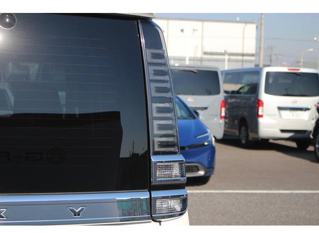 ヴォクシー ＺＳ　煌ＩＩ　禁煙車　カロッツェリア８インチナビ　モデリスタフルエアロ　バックカメラ　アルパイン後席モニター　ＬＥＤヘッドライト　両側電動スライドドア　ＥＴＣ　純正１６インチアルミホイール　プッシュスタート（28枚目）