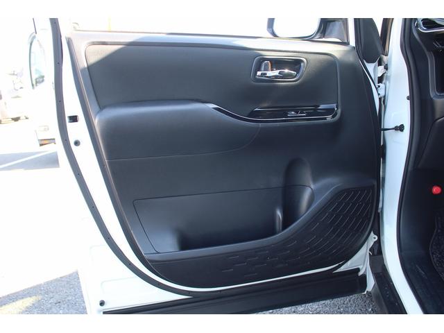 ヴォクシー ＺＳ　煌ＩＩ　禁煙車　カロッツェリア８インチナビ　モデリスタフルエアロ　バックカメラ　アルパイン後席モニター　ＬＥＤヘッドライト　両側電動スライドドア　ＥＴＣ　純正１６インチアルミホイール　プッシュスタート（44枚目）