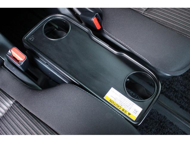 ヴォクシー ＺＳ　煌ＩＩ　禁煙車　カロッツェリア８インチナビ　モデリスタフルエアロ　バックカメラ　アルパイン後席モニター　ＬＥＤヘッドライト　両側電動スライドドア　ＥＴＣ　純正１６インチアルミホイール　プッシュスタート（61枚目）