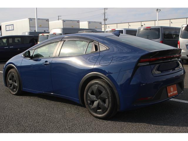 プリウス Ｕ　禁煙車　純正８インチナビ　フルセグＴＶ　全周囲カメラ　衝突軽減システム　ＬＥＤヘッドライト　レーダークルーズコントロール　ＥＴＣ２．０　オートライト　１００Ｖ電源　Ｂｌｕｅｔｏｏｔｈ（13枚目）