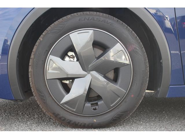 プリウス Ｕ　禁煙車　純正８インチナビ　フルセグＴＶ　全周囲カメラ　衝突軽減システム　ＬＥＤヘッドライト　レーダークルーズコントロール　ＥＴＣ２．０　オートライト　１００Ｖ電源　Ｂｌｕｅｔｏｏｔｈ（18枚目）