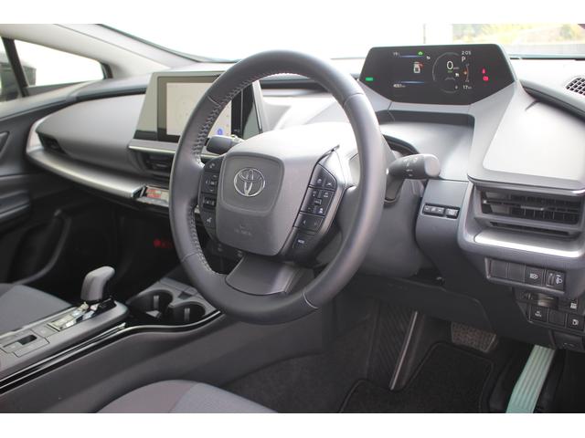 プリウス Ｕ　禁煙車　純正８インチナビ　フルセグＴＶ　全周囲カメラ　衝突軽減システム　ＬＥＤヘッドライト　レーダークルーズコントロール　ＥＴＣ２．０　オートライト　１００Ｖ電源　Ｂｌｕｅｔｏｏｔｈ（28枚目）