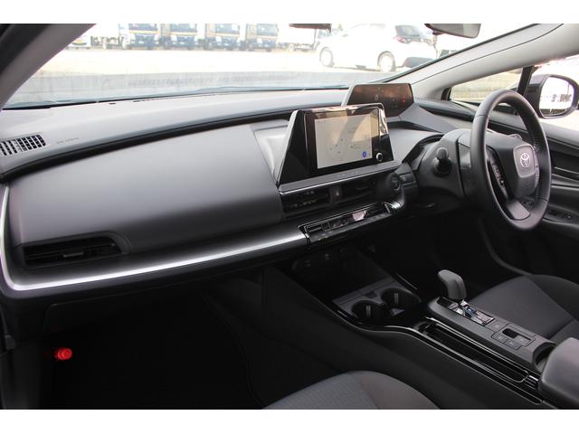 プリウス Ｕ　禁煙車　純正８インチナビ　フルセグＴＶ　全周囲カメラ　衝突軽減システム　ＬＥＤヘッドライト　レーダークルーズコントロール　ＥＴＣ２．０　オートライト　１００Ｖ電源　Ｂｌｕｅｔｏｏｔｈ（37枚目）