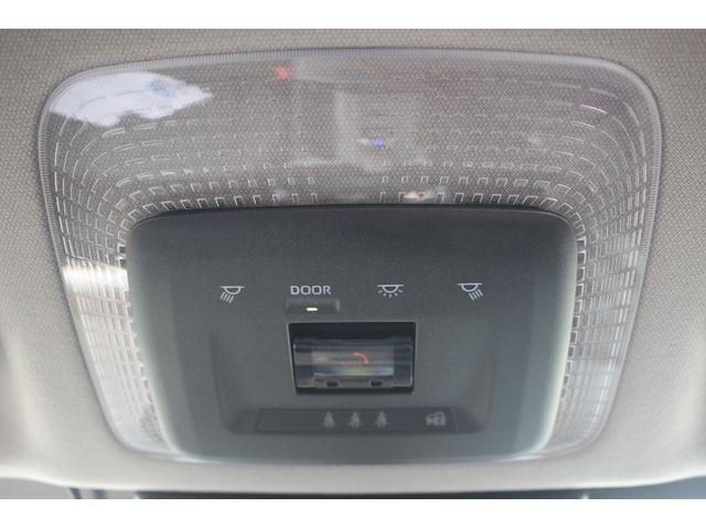 プリウス Ｕ　禁煙車　純正８インチナビ　フルセグＴＶ　全周囲カメラ　衝突軽減システム　ＬＥＤヘッドライト　レーダークルーズコントロール　ＥＴＣ２．０　オートライト　１００Ｖ電源　Ｂｌｕｅｔｏｏｔｈ（62枚目）