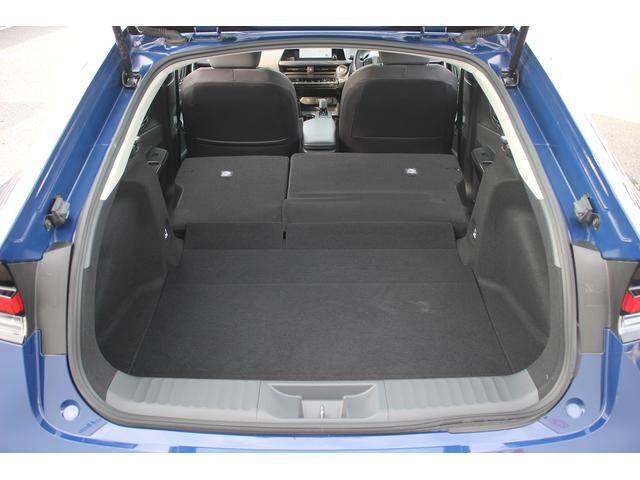 プリウス Ｕ　禁煙車　純正８インチナビ　フルセグＴＶ　全周囲カメラ　衝突軽減システム　ＬＥＤヘッドライト　レーダークルーズコントロール　ＥＴＣ２．０　オートライト　１００Ｖ電源　Ｂｌｕｅｔｏｏｔｈ（66枚目）