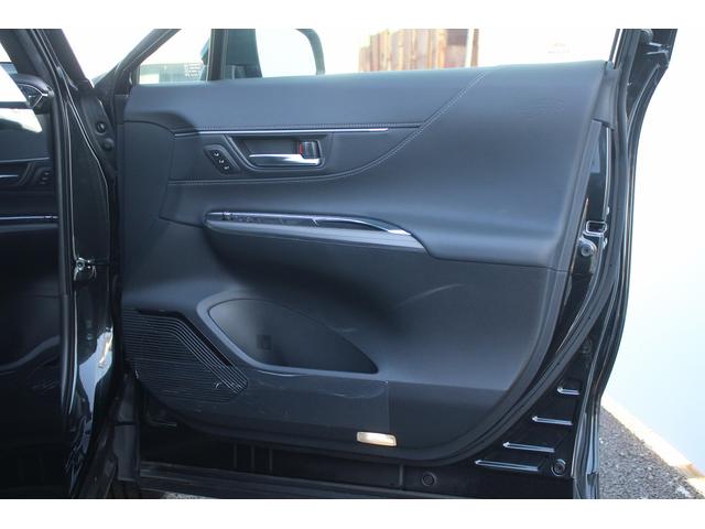 ハリアー Ｚ　レザーパッケージ　禁煙車　純正１２．３インチナビ　ＪＢＬ　全周囲カメラ　　フルセグＴＶ　シートヒーター　シートエアコン　ヘッドアップディスプレイ　ステアリングヒーター　トヨタセーフティーセンス　電動リアゲート　ＥＴＣ（19枚目）