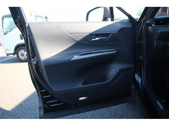 ハリアー Ｚ　レザーパッケージ　禁煙車　純正１２．３インチナビ　ＪＢＬ　全周囲カメラ　　フルセグＴＶ　シートヒーター　シートエアコン　ヘッドアップディスプレイ　ステアリングヒーター　トヨタセーフティーセンス　電動リアゲート　ＥＴＣ（30枚目）