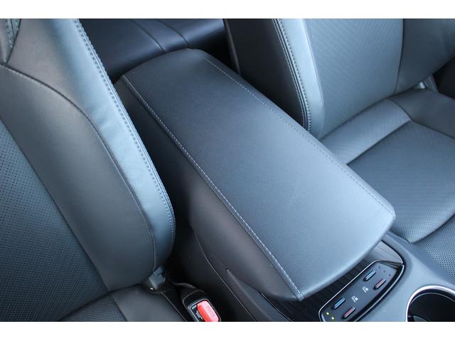 ハリアー Ｚ　レザーパッケージ　禁煙車　純正１２．３インチナビ　ＪＢＬ　全周囲カメラ　　フルセグＴＶ　シートヒーター　シートエアコン　ヘッドアップディスプレイ　ステアリングヒーター　トヨタセーフティーセンス　電動リアゲート　ＥＴＣ（47枚目）