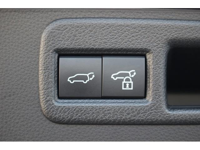 ハリアー Ｚ　レザーパッケージ　禁煙車　純正１２．３インチナビ　ＪＢＬ　全周囲カメラ　　フルセグＴＶ　シートヒーター　シートエアコン　ヘッドアップディスプレイ　ステアリングヒーター　トヨタセーフティーセンス　電動リアゲート　ＥＴＣ（68枚目）