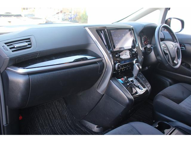 アルファード ２．５Ｓ　後期　禁煙車　ＤＲ９インチナビ　フルセグＴＶ　バックカメラ　トヨタセーフティーセンス　後席モニター　ＬＥＤヘッドライト　ＥＴＣ２．０　両側電動スライドドア　電動格納ミラー　純正１８インチＡＷ（40枚目）