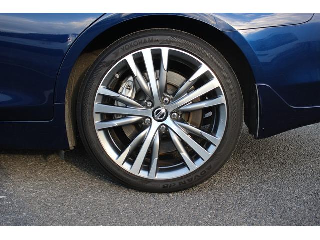 スカイライン ＧＴ　タイプＳＰ　後期型　禁煙車　純正ナビ　フルセグＴＶ　全周囲カメラ　レーダークルーズコントロール　ＬＥＤヘッドライト　ＥＴＣ　シートヒーター　ＢＯＳＥサウンドシステム　パワーシート　クリアランスソナー（17枚目）