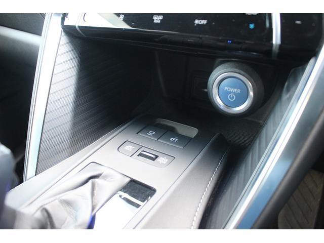 ハリアーハイブリッド Ｚ　禁煙車　純正メーカーナビ　フルセグＴＶ　パノラマルーフ　ＪＢＬサウンドシステム　ＬＥＤヘッドライト　デジタルインナーミラー　全周囲カメラ　レーダークルーズコントロール　純正１９アルミホイール（55枚目）