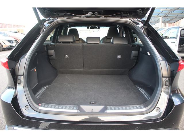 ハリアーハイブリッド Ｚ　禁煙車　純正メーカーナビ　フルセグＴＶ　パノラマルーフ　ＪＢＬサウンドシステム　ＬＥＤヘッドライト　デジタルインナーミラー　全周囲カメラ　レーダークルーズコントロール　純正１９アルミホイール（68枚目）