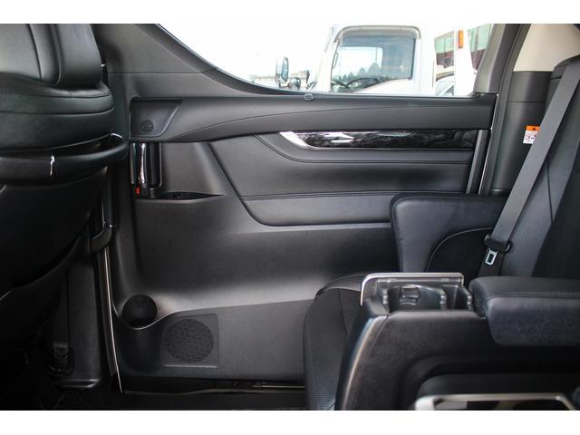 アルファードハイブリッド ＳＲ　Ｃパッケージ　後期型　禁煙車　純正９インチナビ　モデリスタフルエアロ　バックカメラ　後席モニター　黒革シート　トヨタセーフティーセンス　ＥＴＣ２．０　シートヒーターシートエアコン　電動リアゲート　クリアランスソナー（37枚目）