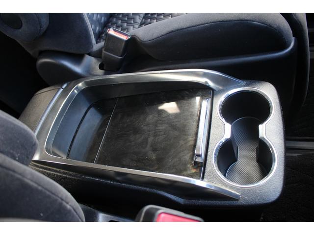 アルファード ２．５Ｓ　Ａパッケージ　純正９インチディスプレイオーディオ　フルセグＴＶ　バックカメラ　両側電動スライドドア　純正１８インチアルミホイール　ＬＥＤヘッドライト　オートクルーズコントロール　ＥＴＣ　衝突軽減ブレーキ（67枚目）