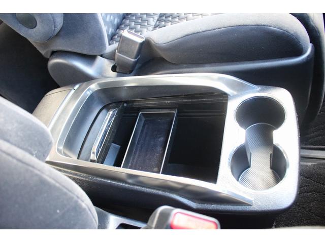 アルファード ２．５Ｓ　Ａパッケージ　純正９インチディスプレイオーディオ　フルセグＴＶ　バックカメラ　両側電動スライドドア　純正１８インチアルミホイール　ＬＥＤヘッドライト　オートクルーズコントロール　ＥＴＣ　衝突軽減ブレーキ（68枚目）