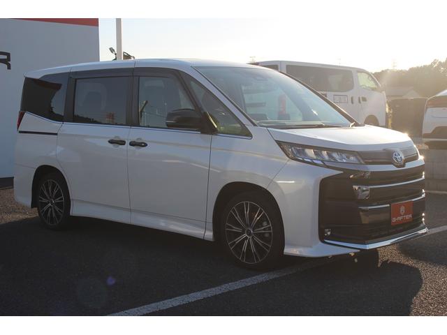 ノア ハイブリッドS-Z 禁煙車 純正10インチナビ フルセグTV14インチ有機ELフリップダウンモニター バックカメラ ブラインドスポットモニター 両側電動スライドドア レーダークルーズコントロール パワーバックゲート(12枚目)