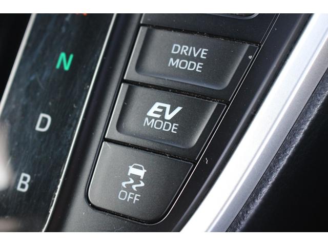 ノア ハイブリッドS-Z 禁煙車 純正10インチナビ フルセグTV14インチ有機ELフリップダウンモニター バックカメラ ブラインドスポットモニター 両側電動スライドドア レーダークルーズコントロール パワーバックゲート(67枚目)