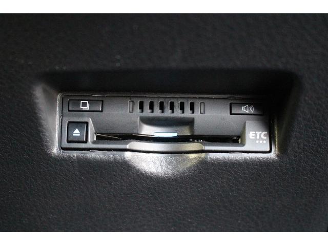 C-HR G-T 後期型 禁煙車 純正8インチディスプレイオーディオ 6速マニュアル ブラインドスポットモニター パノラミックビューモニター レーダークルーズコントロール 純正18インチアルミホイール ETC(6枚目)