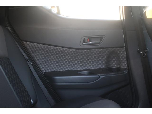 C-HR G-T 後期型 禁煙車 純正8インチディスプレイオーディオ 6速マニュアル ブラインドスポットモニター パノラミックビューモニター レーダークルーズコントロール 純正18インチアルミホイール ETC(38枚目)