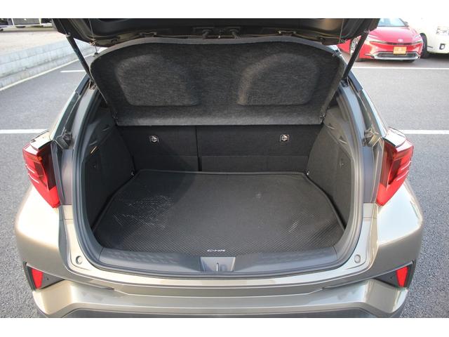 C-HR G-T 後期型 禁煙車 純正8インチディスプレイオーディオ 6速マニュアル ブラインドスポットモニター パノラミックビューモニター レーダークルーズコントロール 純正18インチアルミホイール ETC(71枚目)