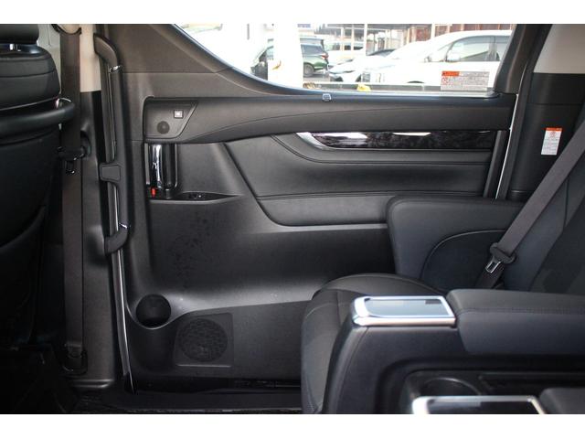 アルファード ２．５Ｓ　Ｃパッケージ　後期型　禁煙車　モデリスタフルエアロ　ＪＢＬ　純正１０．５インチナビ　全周囲カメラ　３眼ＬＥＤヘッドライト　電動リアゲート　シートヒーター　シートエアコン　デジタルインナーミラー　レーダークルコン（39枚目）