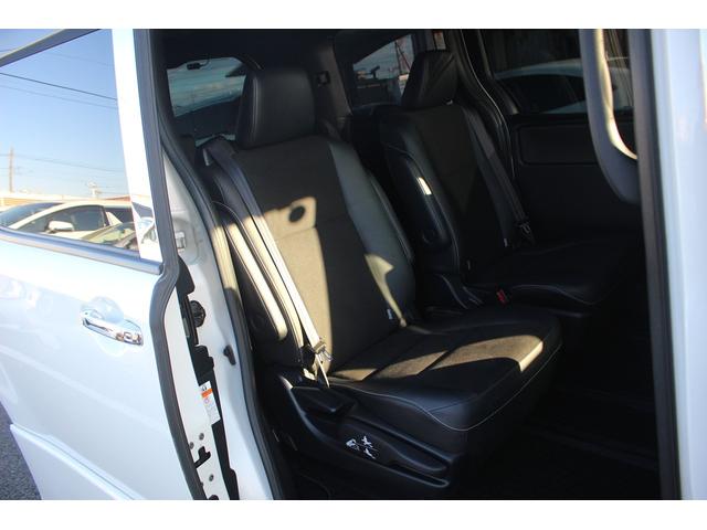 ノア ハイブリッドＳｉ　ダブルバイビー　禁煙車　純正１０インチナビ　フルセグＴＶ　バックカメラ　両側電動スライドドア　シートヒーター　ＬＥＤヘッドライト　ＥＴＣ２．０　クリアランスソナー　オートクルーズコントロールレーンキープアシスト（31枚目）