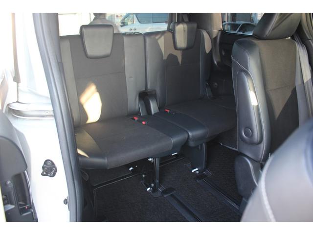 ノア ハイブリッドＳｉ　ダブルバイビー　禁煙車　純正１０インチナビ　フルセグＴＶ　バックカメラ　両側電動スライドドア　シートヒーター　ＬＥＤヘッドライト　ＥＴＣ２．０　クリアランスソナー　オートクルーズコントロールレーンキープアシスト（32枚目）