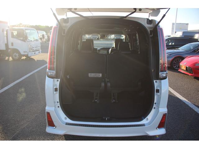ノア ハイブリッドＳｉ　ダブルバイビー　禁煙車　純正１０インチナビ　フルセグＴＶ　バックカメラ　両側電動スライドドア　シートヒーター　ＬＥＤヘッドライト　ＥＴＣ２．０　クリアランスソナー　オートクルーズコントロールレーンキープアシスト（69枚目）