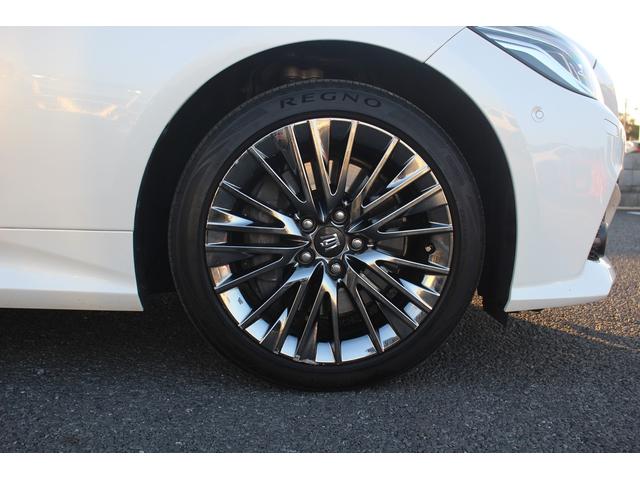 クラウンハイブリッド Ｇ－エグゼクティブ　禁煙車　純正８インチナビ　サンルーフ　フルセグＴＶ　全周囲カメラ　革シート　シートヒーター・シートエアコン　ＥＴＣ２．０　純正１８インチアルミホイール　クリアランスソナー　アイドリングストップ（17枚目）