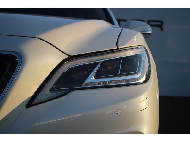 クラウンハイブリッド Ｇ－エグゼクティブ　禁煙車　純正８インチナビ　サンルーフ　フルセグＴＶ　全周囲カメラ　革シート　シートヒーター・シートエアコン　ＥＴＣ２．０　純正１８インチアルミホイール　クリアランスソナー　アイドリングストップ（21枚目）