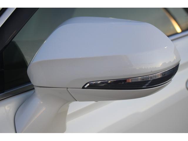 クラウンハイブリッド Ｇ－エグゼクティブ　禁煙車　純正８インチナビ　サンルーフ　フルセグＴＶ　全周囲カメラ　革シート　シートヒーター・シートエアコン　ＥＴＣ２．０　純正１８インチアルミホイール　クリアランスソナー　アイドリングストップ（26枚目）