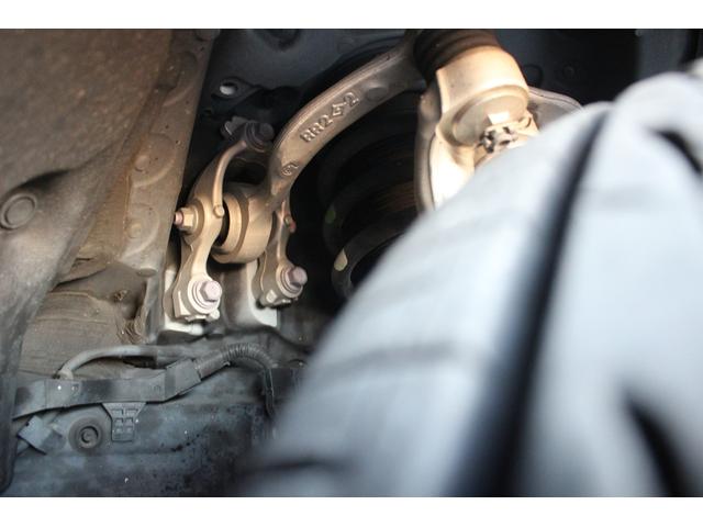 クラウンハイブリッド Ｇ－エグゼクティブ　禁煙車　純正８インチナビ　サンルーフ　フルセグＴＶ　全周囲カメラ　革シート　シートヒーター・シートエアコン　ＥＴＣ２．０　純正１８インチアルミホイール　クリアランスソナー　アイドリングストップ（31枚目）