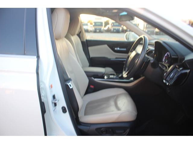 クラウンハイブリッド Ｇ－エグゼクティブ　禁煙車　純正８インチナビ　サンルーフ　フルセグＴＶ　全周囲カメラ　革シート　シートヒーター・シートエアコン　ＥＴＣ２．０　純正１８インチアルミホイール　クリアランスソナー　アイドリングストップ（33枚目）