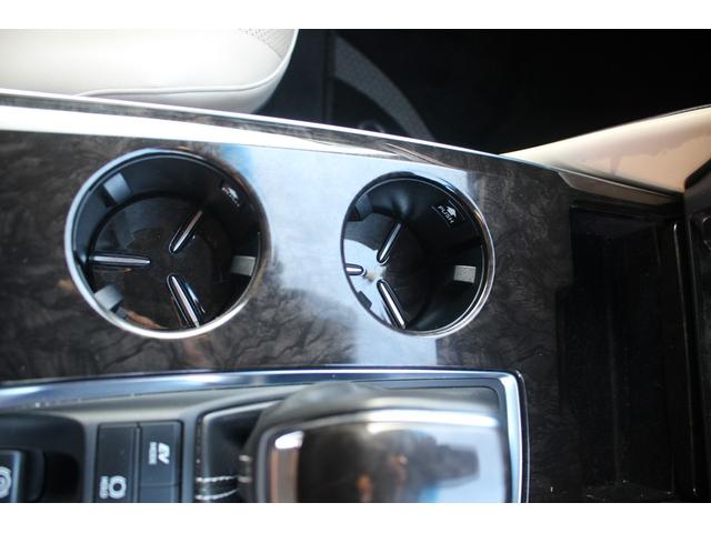 クラウンハイブリッド Ｇ－エグゼクティブ　禁煙車　純正８インチナビ　サンルーフ　フルセグＴＶ　全周囲カメラ　革シート　シートヒーター・シートエアコン　ＥＴＣ２．０　純正１８インチアルミホイール　クリアランスソナー　アイドリングストップ（58枚目）