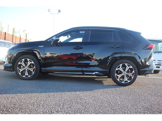 ＲＡＶ４ ＰＨＶ Ｚ　後期型　禁煙車　純正１０．５インチディスプレイオーディオ　モデリスタフルエアロ　サンルーフ　フルセグＴＶ　電動リアゲート　バックカメラ　レーンキープアシスト　ＥＴＣ２．０　ＬＥＤヘッドライト（12枚目）