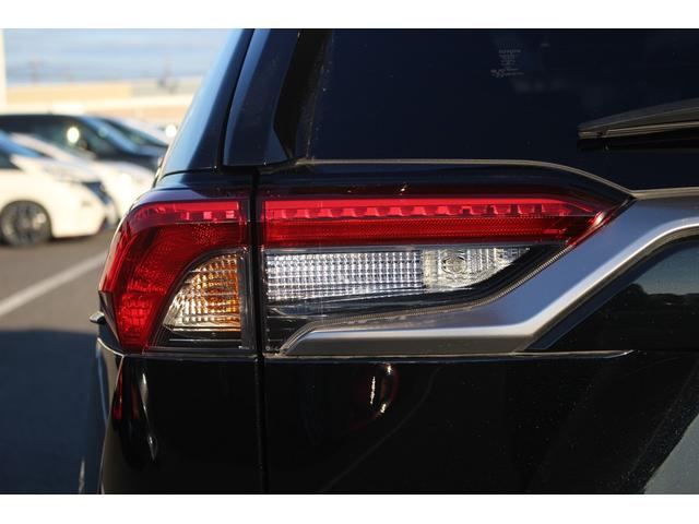 ＲＡＶ４ ＰＨＶ Ｚ　後期型　禁煙車　純正１０．５インチディスプレイオーディオ　モデリスタフルエアロ　サンルーフ　フルセグＴＶ　電動リアゲート　バックカメラ　レーンキープアシスト　ＥＴＣ２．０　ＬＥＤヘッドライト（27枚目）