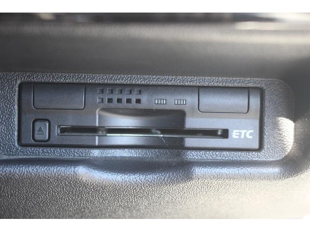 ハイエースワゴン ＧＬ　ナビ　バックカメラ　１０人乗り　片側スライドドア　ＬＥＤヘッドライト　１００Ｖ電源　Ｂｌｕｅｔｏｏｔｈ接続　ＥＴＣ　キーレスエントリーシステム　電動格納ミラー　ＣＤ・ＤＶＤ再生　オートライト（6枚目）