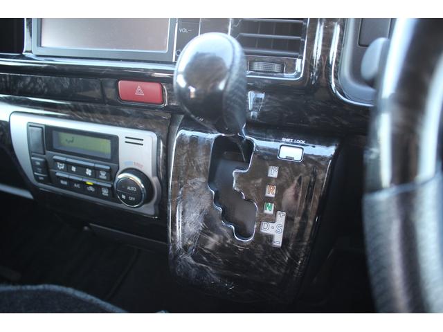 ハイエースワゴン ＧＬ　ナビ　バックカメラ　１０人乗り　片側スライドドア　ＬＥＤヘッドライト　１００Ｖ電源　Ｂｌｕｅｔｏｏｔｈ接続　ＥＴＣ　キーレスエントリーシステム　電動格納ミラー　ＣＤ・ＤＶＤ再生　オートライト（45枚目）