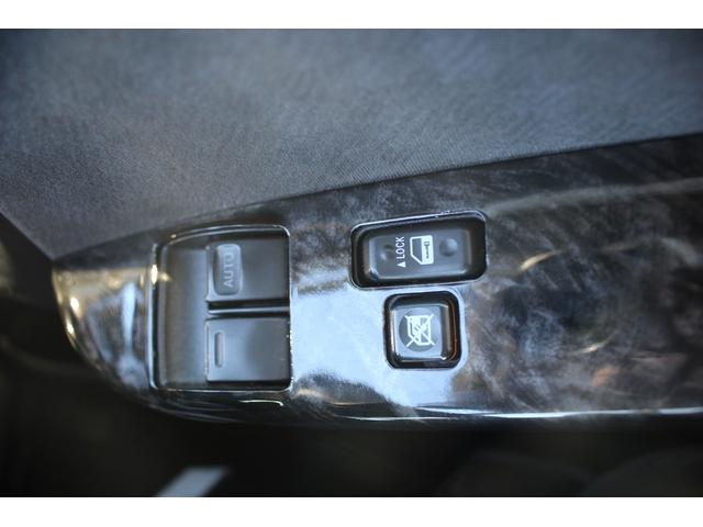 ハイエースワゴン ＧＬ　ナビ　バックカメラ　１０人乗り　片側スライドドア　ＬＥＤヘッドライト　１００Ｖ電源　Ｂｌｕｅｔｏｏｔｈ接続　ＥＴＣ　キーレスエントリーシステム　電動格納ミラー　ＣＤ・ＤＶＤ再生　オートライト（62枚目）