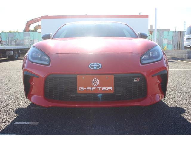 ＧＲ８６ ＲＣ　後期型　禁煙車　ワンオーナー　６速マニュアル　レーダークルーズコントロール　ＥＴＣ２．０　ＬＥＤヘッドライト　電動格納ミラー　クリアランスソナー　プッシュスタート　充電用ＵＳＢ端子（9枚目）